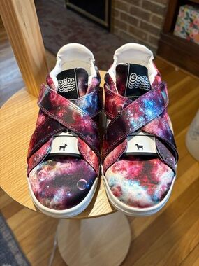 Kids Galaxy Cross-Strap Sneakers - Pink & Blue
